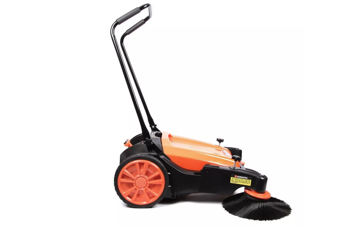 ROBOTA TYÖNNETTÄVÄ LAKAISUKONE SW550 Sis Alv