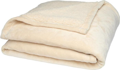 Ashen GRS-kierrätetty sherpahuopa, esim. 5kpl. Brodeeraus 180 cm2.