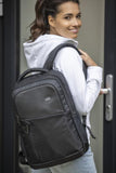 Case Logic Propel 15.6" Reppu. Esim. 5kpl. brodeerattuna
