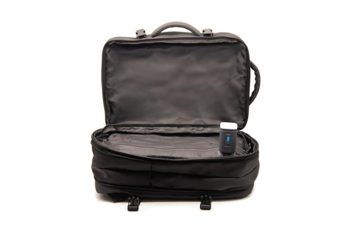 SCX.design L14 -reppu ilmanimujärjestelmällä 40 l. Esim. 25kpl. laserkaiverrus