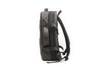 SCX.design L14 -reppu ilmanimujärjestelmällä 40 l. Esim. 25kpl. laserkaiverrus
