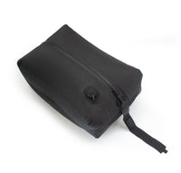 SCX.design L17 VacPouch matkatyhjiöpussi yrityksille laserkaiverruksella. 3v. takuu! Esim. 25kpl.
