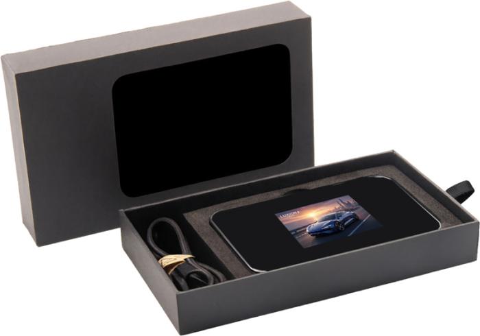 SCX.design P33 5 000 mAh:n MagSafe langaton varavirtalähde. Alk. 25 kpl.