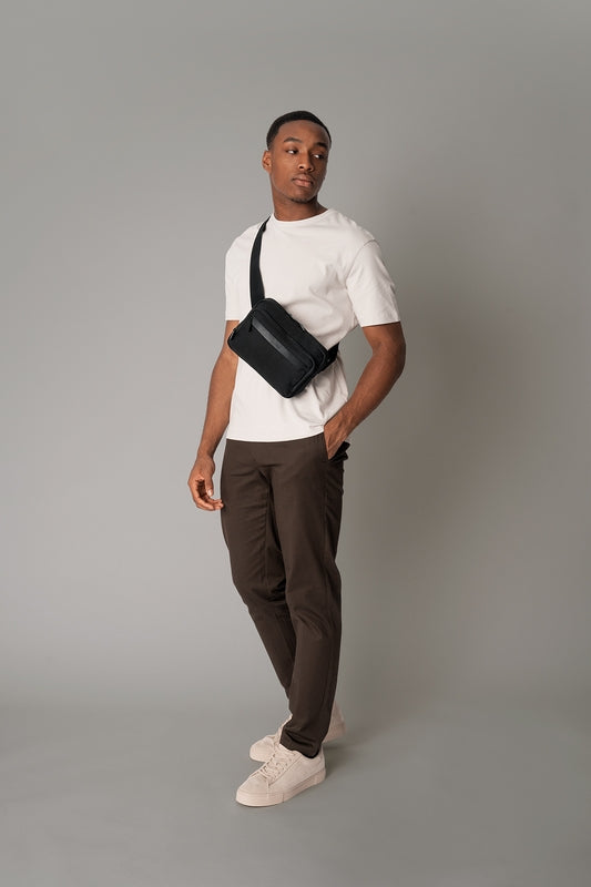 Quadra AIRSIDE Crossbody Bag – Unisex . Musta ja Valkoinen