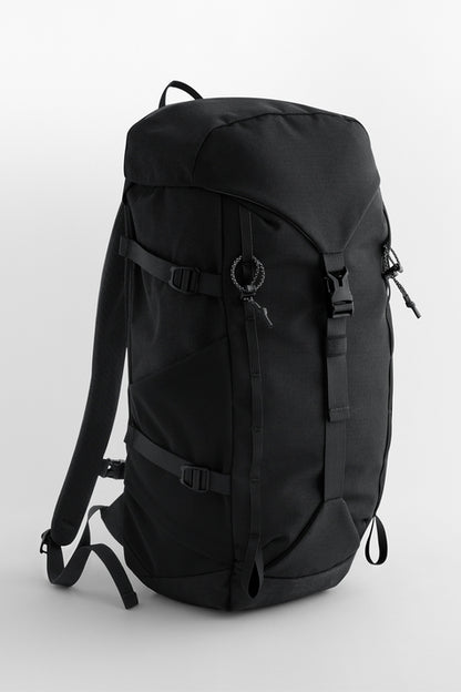 QUADRA ACTIVE OUTDOOR REPPU 30 L. Vihreä ja musta.
