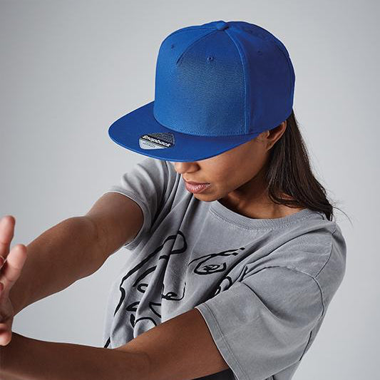 Beechfield 5-PANEELI SNAPBACK LIPPIS. 100 % puuvillatwilliä.