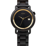 KELLO ATLAS EEBENpuuta valkoisella taustalla. musta kello.