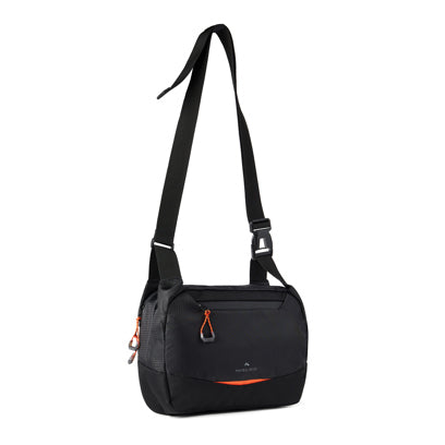 Nordic Drift Trail RCS crossbody laukku 4L – kevyt ratkaisu arjen käyttöön. Alk. 5kpl. merkkauksella