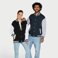 mies ja nainen Original Varsity takit päällä