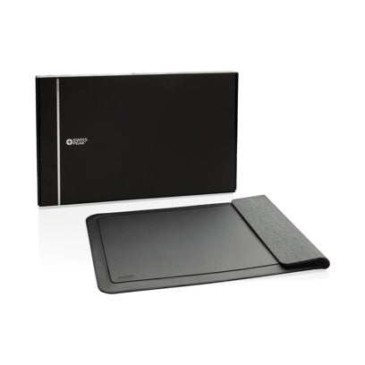 Swiss Peak 15W Magnetic Charging Laptop Sleeve 14-15,6