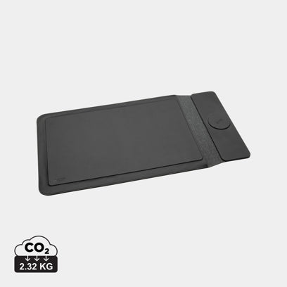 Swiss Peak 15W Magnetic Charging Laptop Sleeve 14-15,6