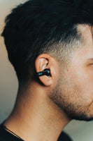 Urban Vitamin Long Beach ENC Langattomat Kuulokkeet - Open-Ear Design. Esim. 10 kpl. personoinnilla.