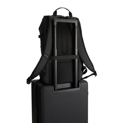 XD Design Urban – moderni varkaudenestoreppu. Esim. 5 kpl. (69€+alv./kpl.)