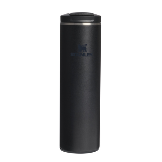 Stanley termosmuki 470 ml. Vuotamaton fliptop-kansi, sopii mukaan töihin ja matkalle. Yrityslahja päivittäiseen käyttöön. Minimitilaus alkaen 1 kpl.