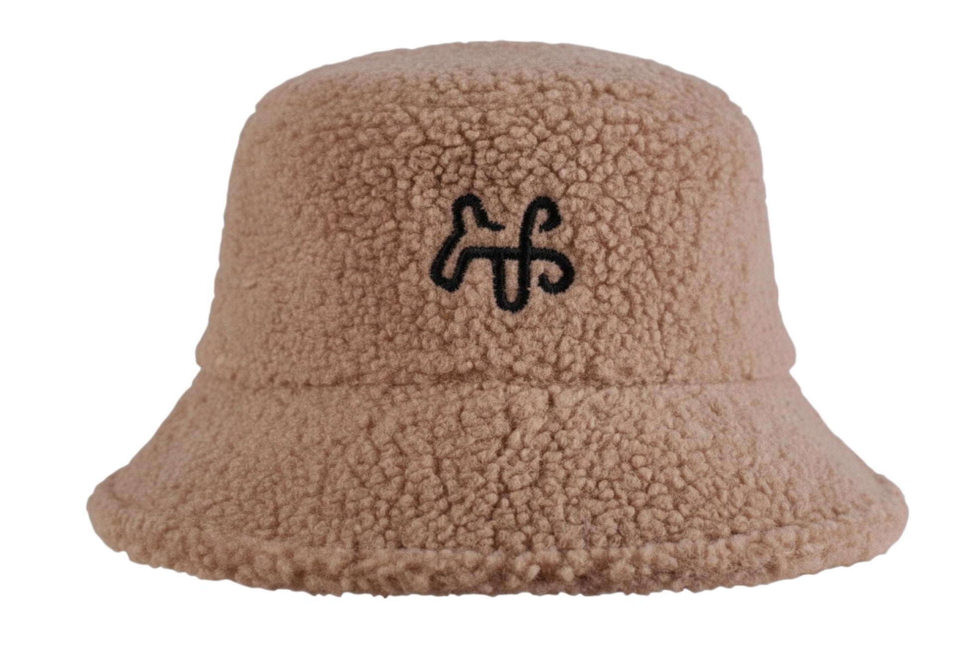 Pehmeä teddy bucket hat logolla. Sis. brodeeraus 10 000 tikkiin asti. Minimi 100 kpl/koko. Trendikäs yritys- ja kampanjatuote.