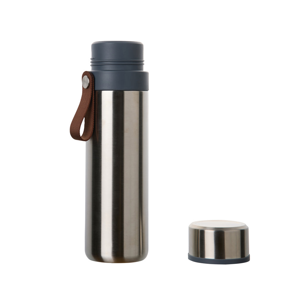 VINGA Tono RCS -termoskannu kaksoiskupilla 750ml. merkkauksella.