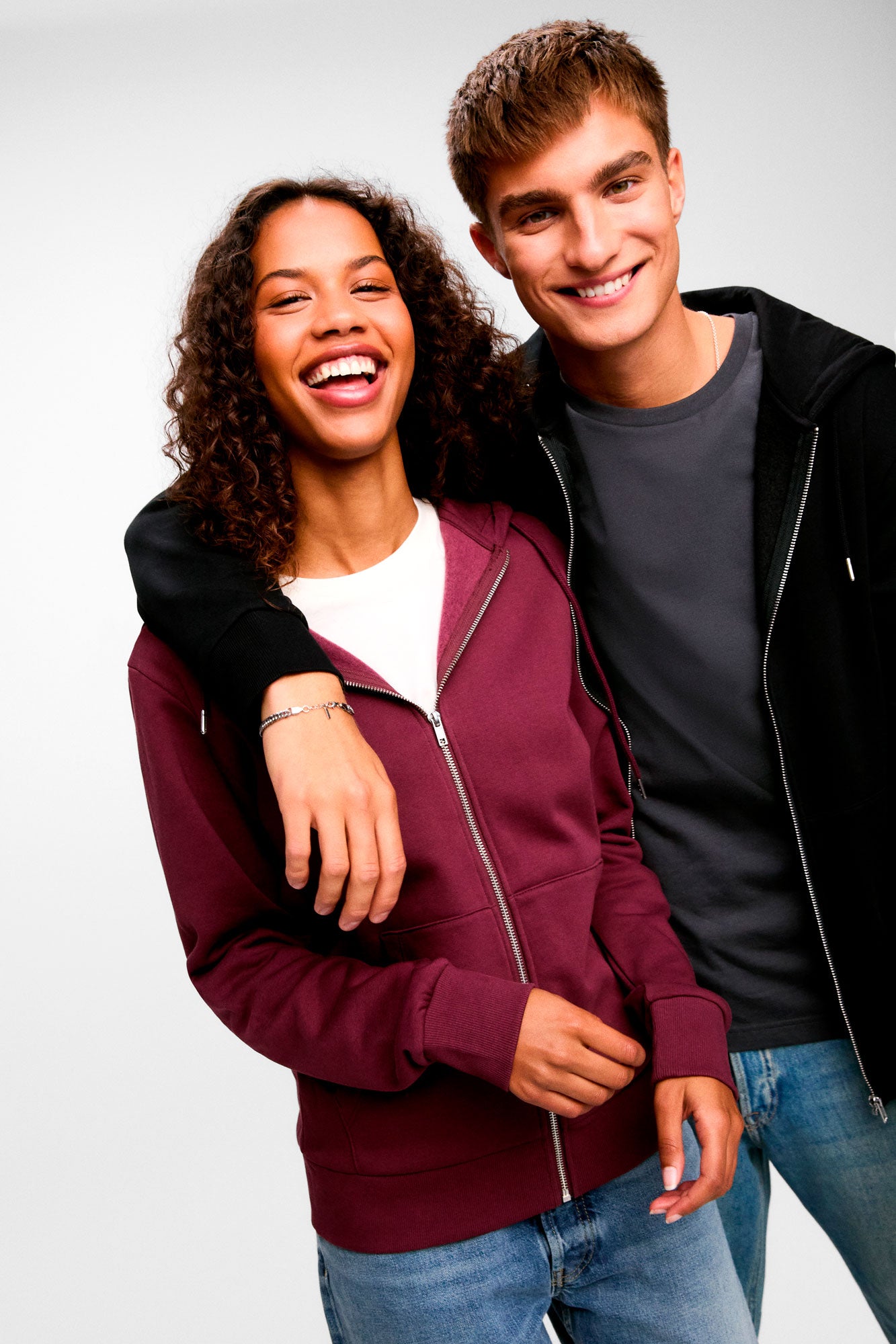 Jack & Jones Basic laadukas Vetoketjuhuppari